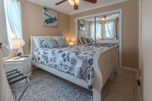 Beach Beauty - Spectacular top-floor balcony views at Seascape - image 6