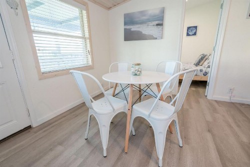 Cast a Waves - Great Beach Bungalow - Close to the Gulf - image 10