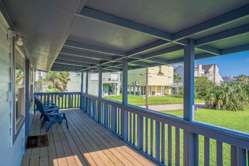 Cast a Waves - Great Beach Bungalow - Close to the Gulf - image 13