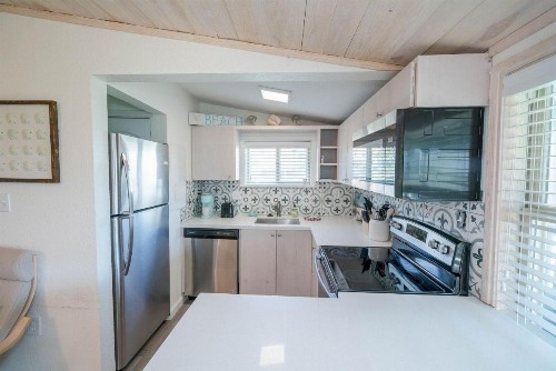 Cast a Waves - Great Beach Bungalow - Close to the Gulf - image 15