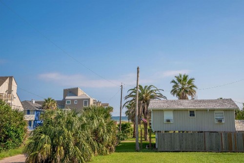 Cast a Waves - Great Beach Bungalow - Close to the Gulf - image 8