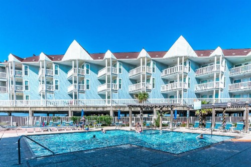 Great Condo in Seascape Fabulous Pool Area Private Boardwalk Takes You Right to the Beach - image 1