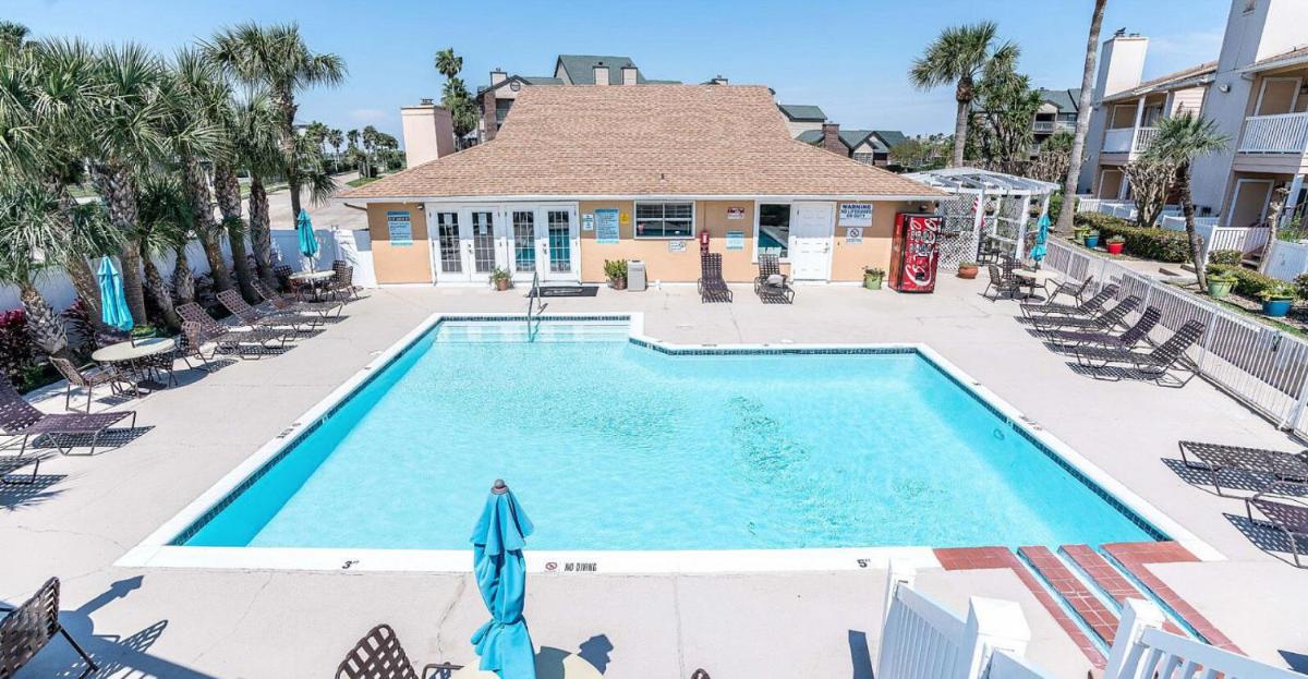 No Worries Beautiful 2 bed 2 bath at The Palms Great Location and Amenities Galore - image 7