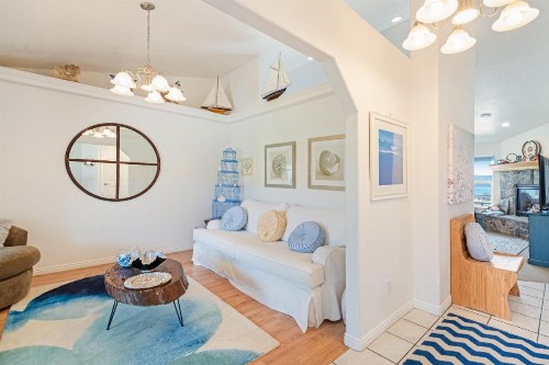 Sail Boat Manor - image 11
