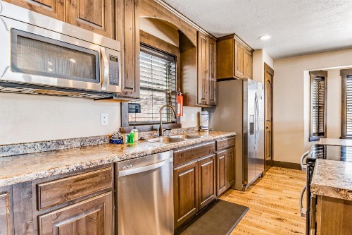 Heider Cabin - image 10