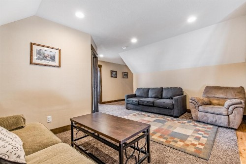 Heider Cabin - image 12