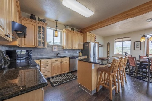 Yard is Kids Paradise! Beach Access! Tons of Space! - image 9