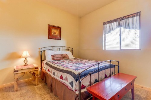 Big Bear Cabin - image 9