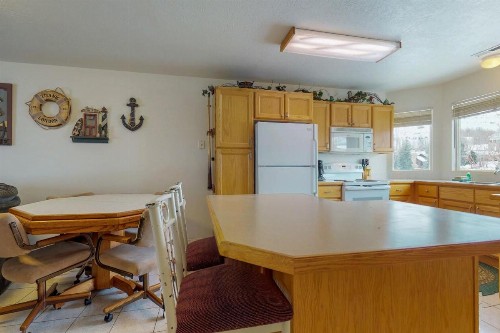 Tennis Court Condo - image 12