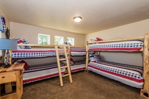 Beach House Getaway - image 2