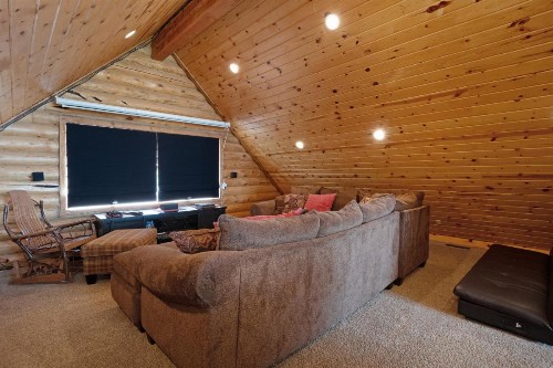 Porcupine Lodge - image 10