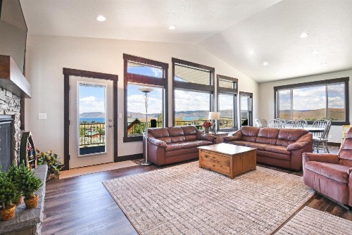 Bailey's Bungalow - image 6