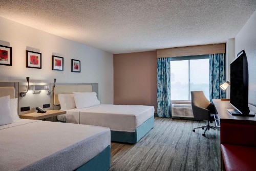 Hilton Garden Inn Anaheim/Garden Grove - image 21