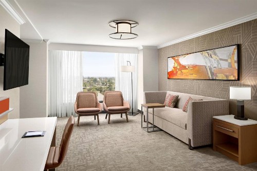Delta Hotels by Marriott Anaheim Garden Grove - image 10