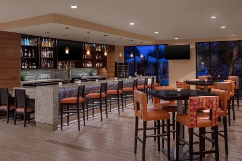 Delta Hotels by Marriott Anaheim Garden Grove - image 11