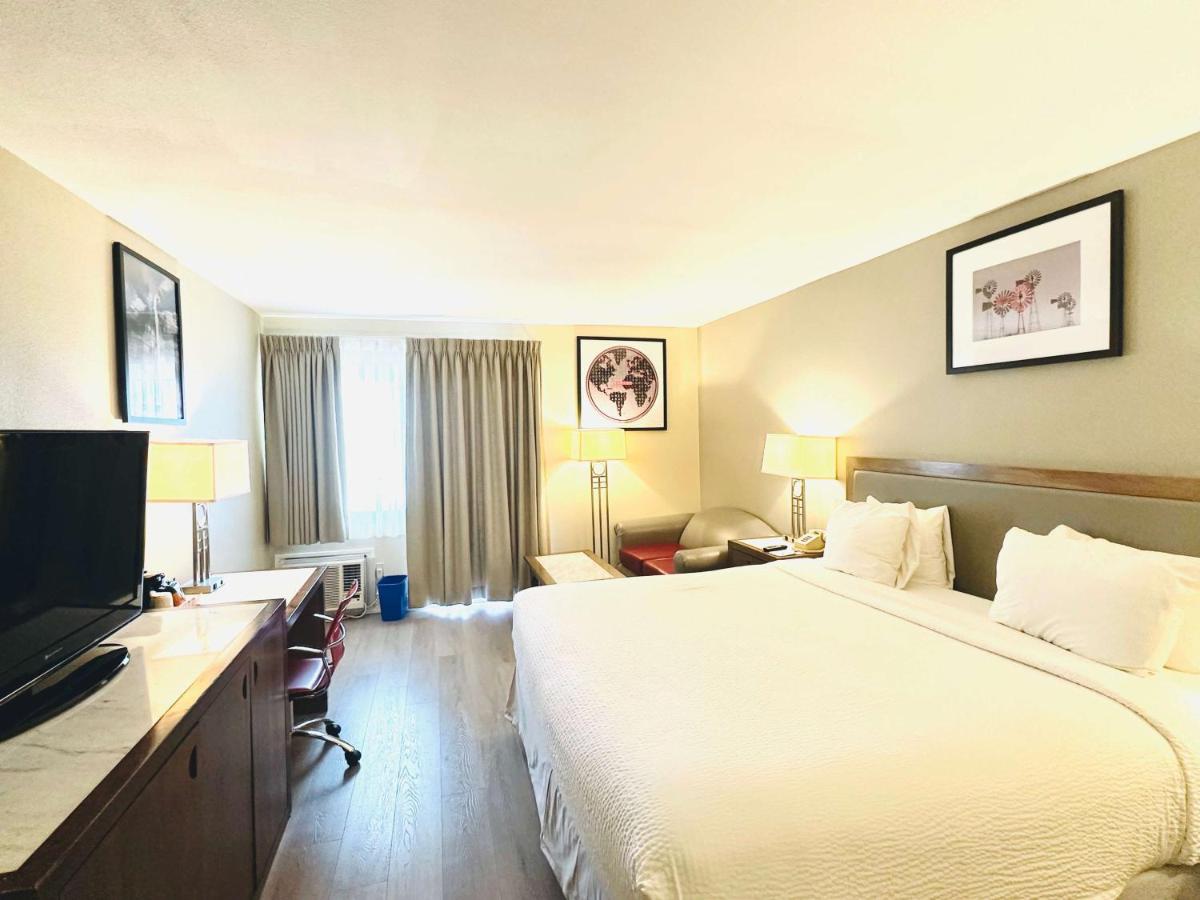 Ramada Plaza by Wyndham Garden Grove/Anaheim South - image 6