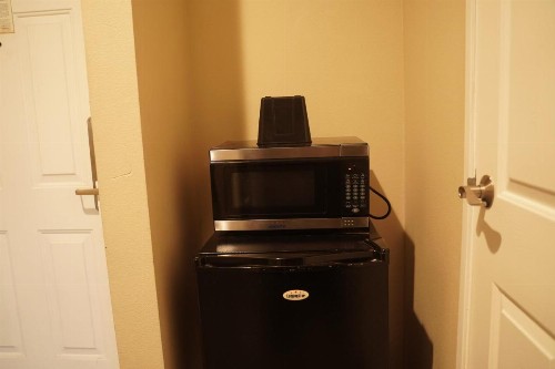 Days Inn & Suites by Wyndham Anaheim Resort - image 21