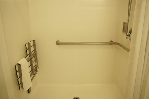 Days Inn & Suites by Wyndham Anaheim Resort - image 25