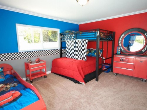 The Wonderland House
