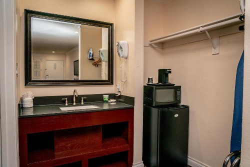 Rodeway Inn Gardena Los Angeles South - image 35