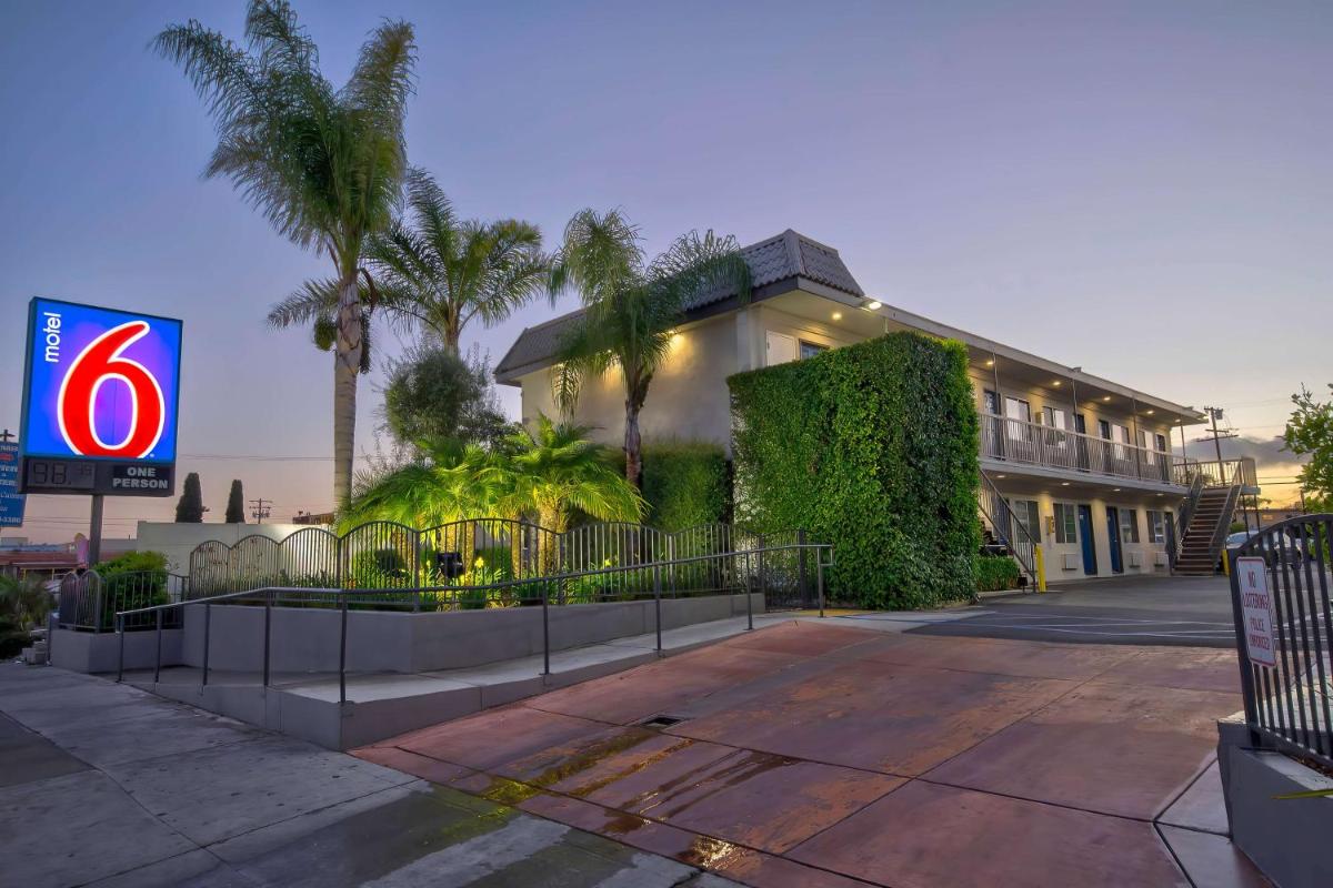 Motel 6 Gardena - main image