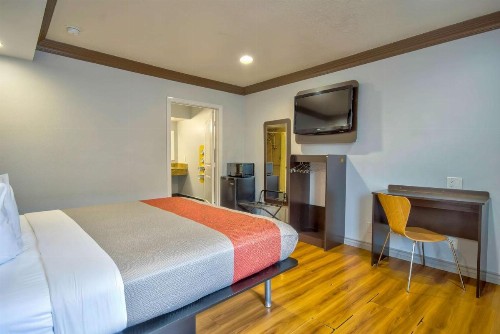 Motel 6 Gardena - image 36
