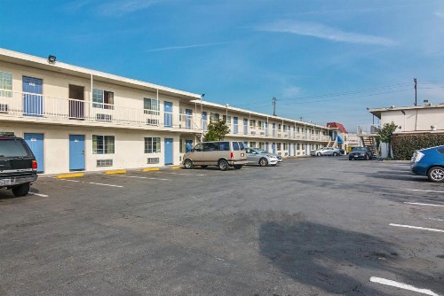 Motel 6 Gardena - image 48