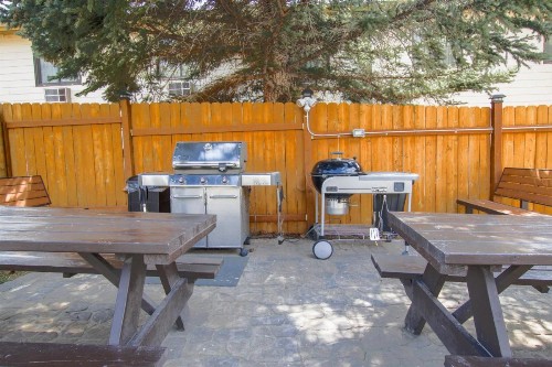 Yellowstone Gateway Inn - image 23