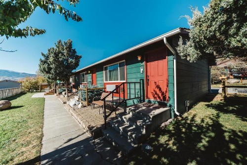 Yellowstone Gateway Inn - image 42