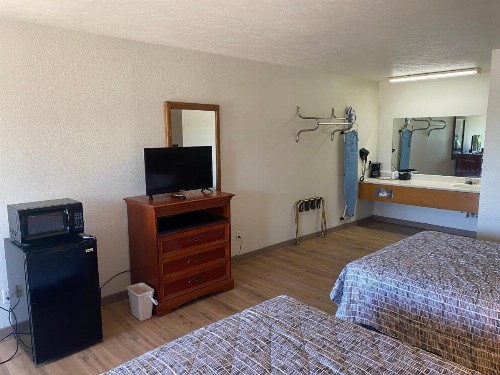 Brass Door Motel - image 19