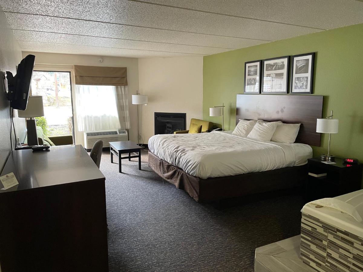Sleep Inn & Suites Gatlinburg - image 7
