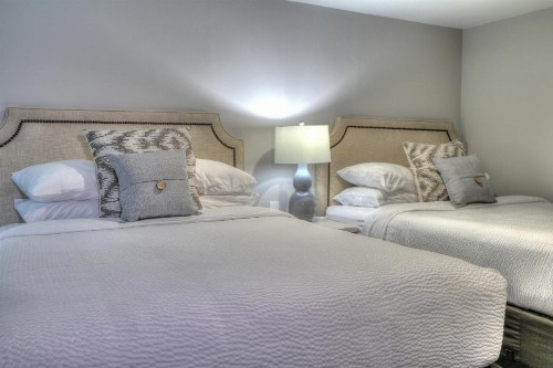 River Edge Inn - image 3