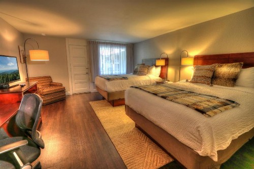River Edge Inn - image 31