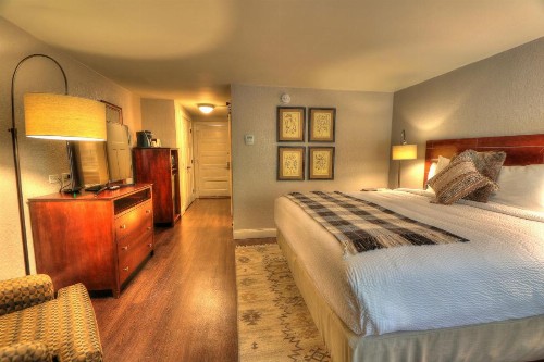 River Edge Inn - image 50