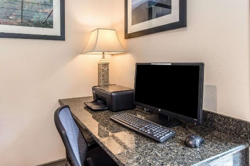 Quality Inn & Suites Gatlinburg - image 19