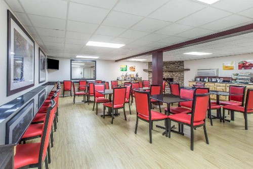 Quality Inn & Suites Gatlinburg - image 30
