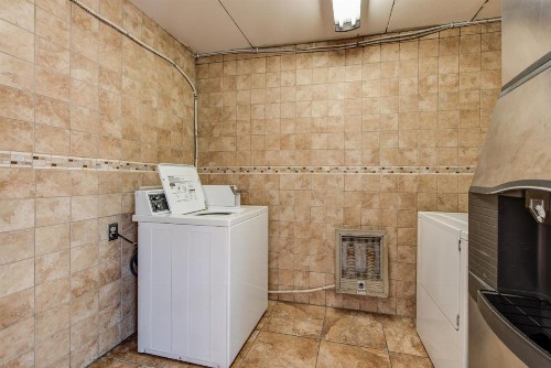 Oak Square Rentals - image 3