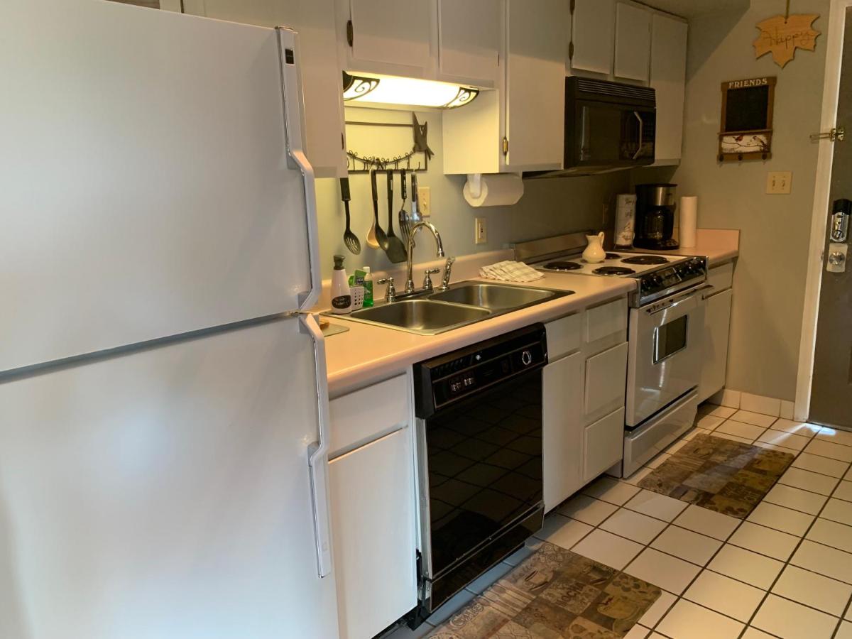 Laurel Inn Rentals - image 2