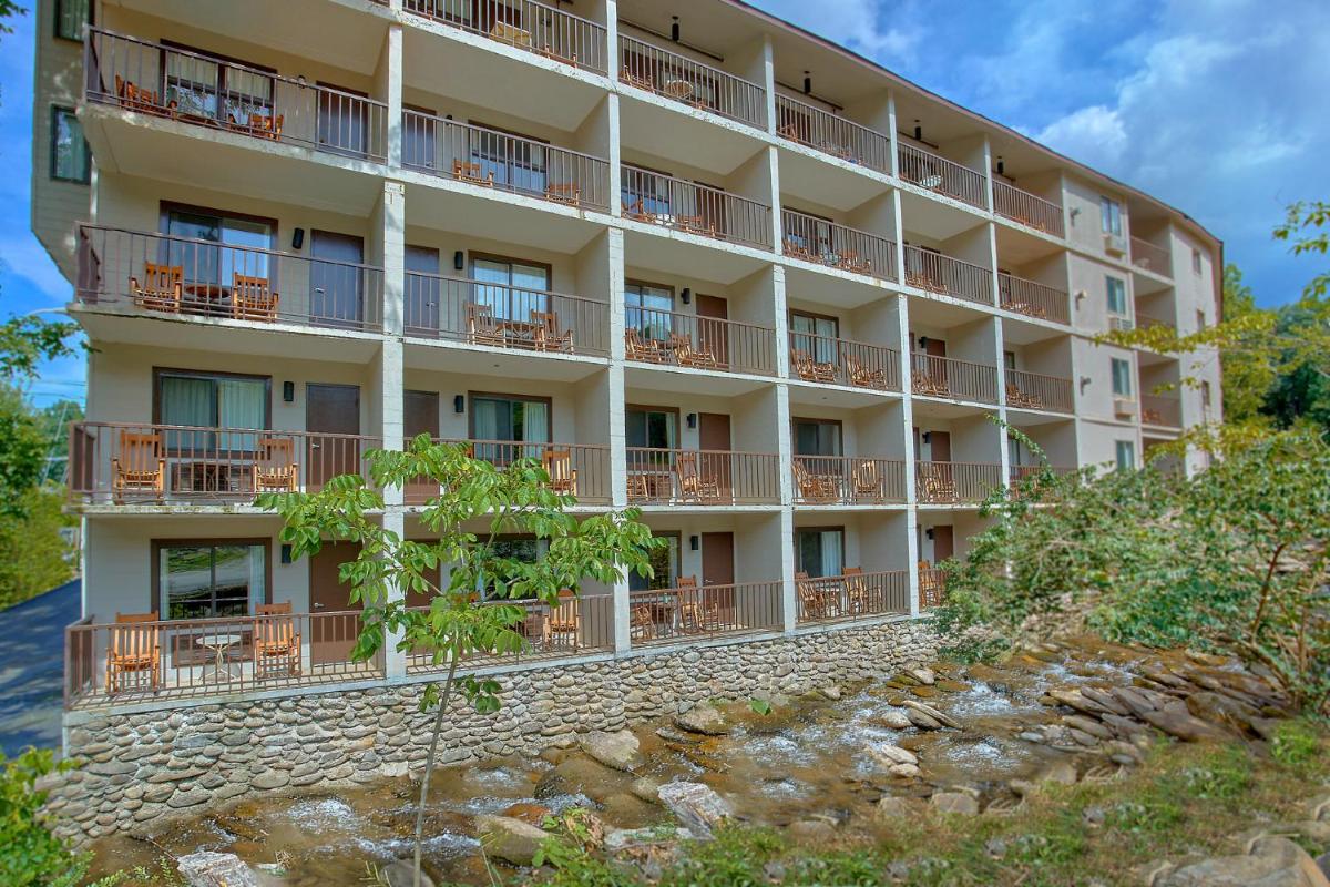Sidney James Mountain Lodge - image 7
