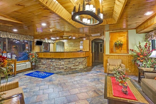Baymont by Wyndham Gatlinburg On The River - image 34