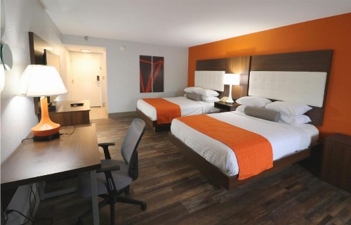 Howard Johnson by Wyndham Downtown Gatlinburg - image 23
