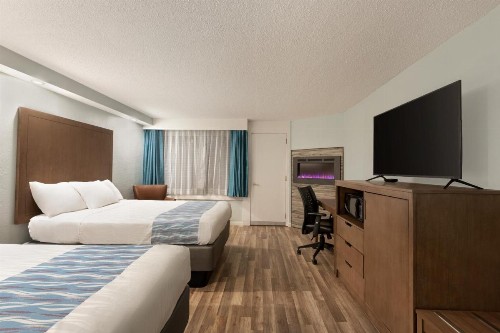 Gatlinburg River Inn - image 3
