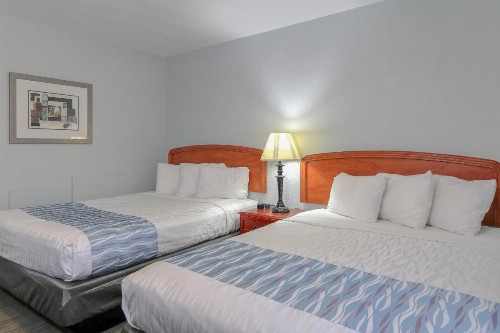 Belle Aire Motel - Downtown Convention Center - Gatlinburg - image 19