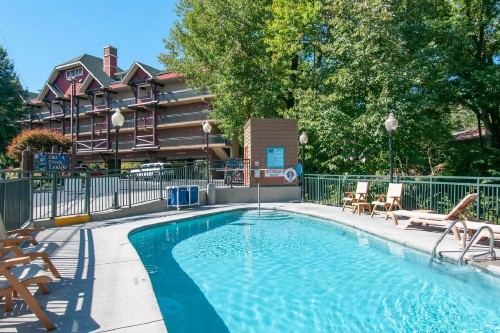 Old Creek Lodge - image 8