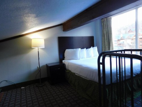 Days Inn & Suites by Wyndham Downtown Gatlinburg Parkway - image 26