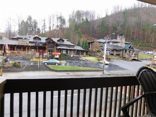Days Inn & Suites by Wyndham Downtown Gatlinburg Parkway - image 30