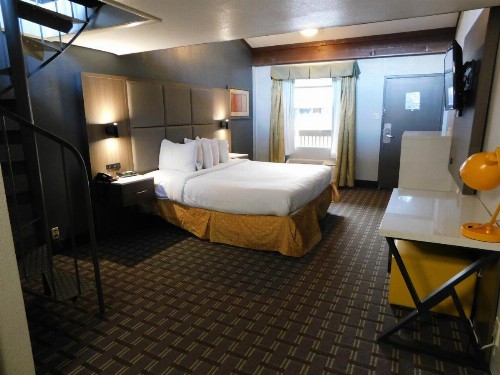 Days Inn & Suites by Wyndham Downtown Gatlinburg Parkway - image 39