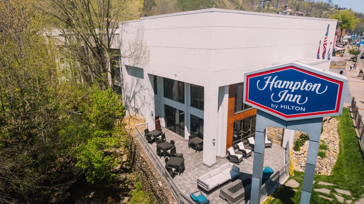 Hampton Inn Gatlinburg - main image