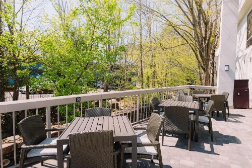 Hampton Inn Gatlinburg - image 5