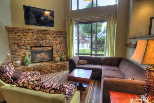 Hampton Inn Gatlinburg - image 8